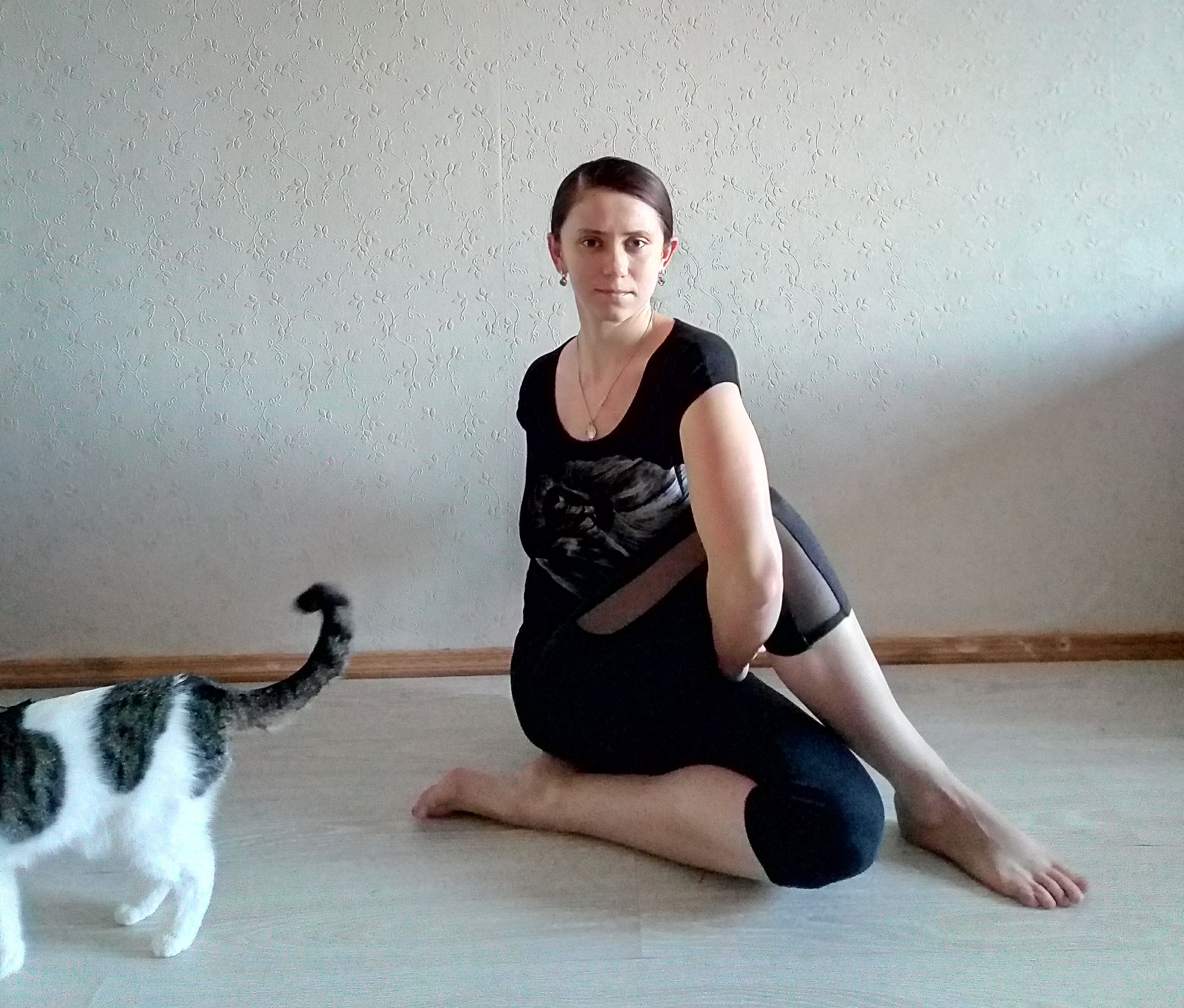 seated-spinal-twist.jpg